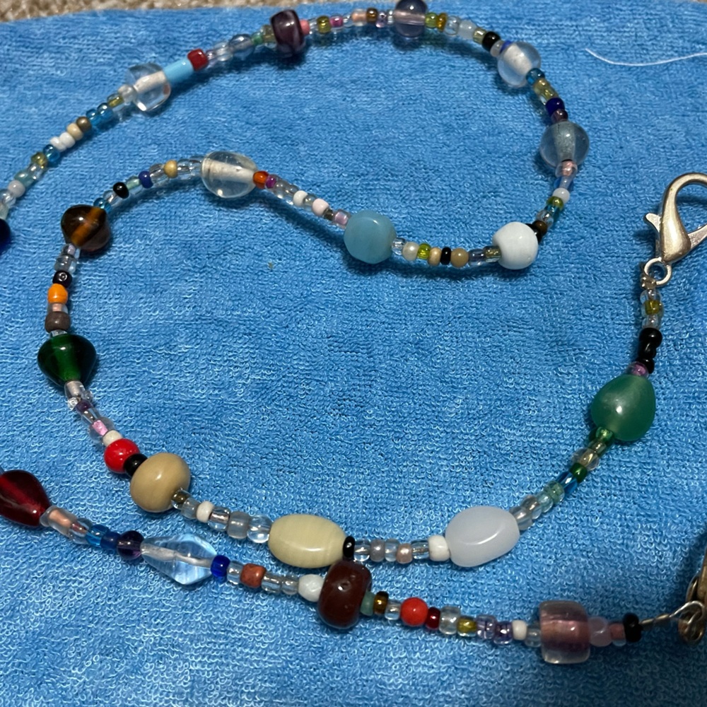Beaded mask or glasses chain